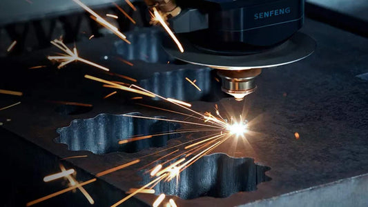 Milyen anyagokat lehet vágni száloptikás lézervágó géppel?